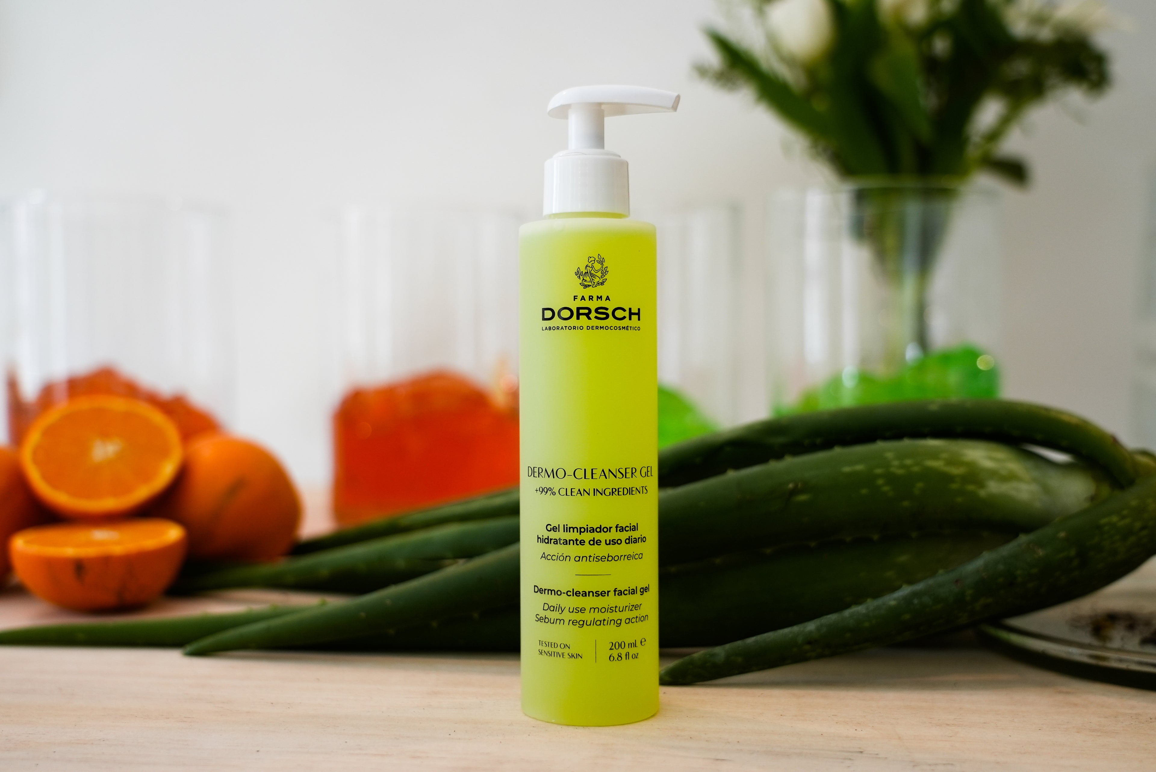 DERMO-CLEANSER GEL